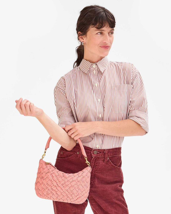 Clare V. - Petit Moyen Puff Messenger in Blush - Kalifornia Jean Bar
