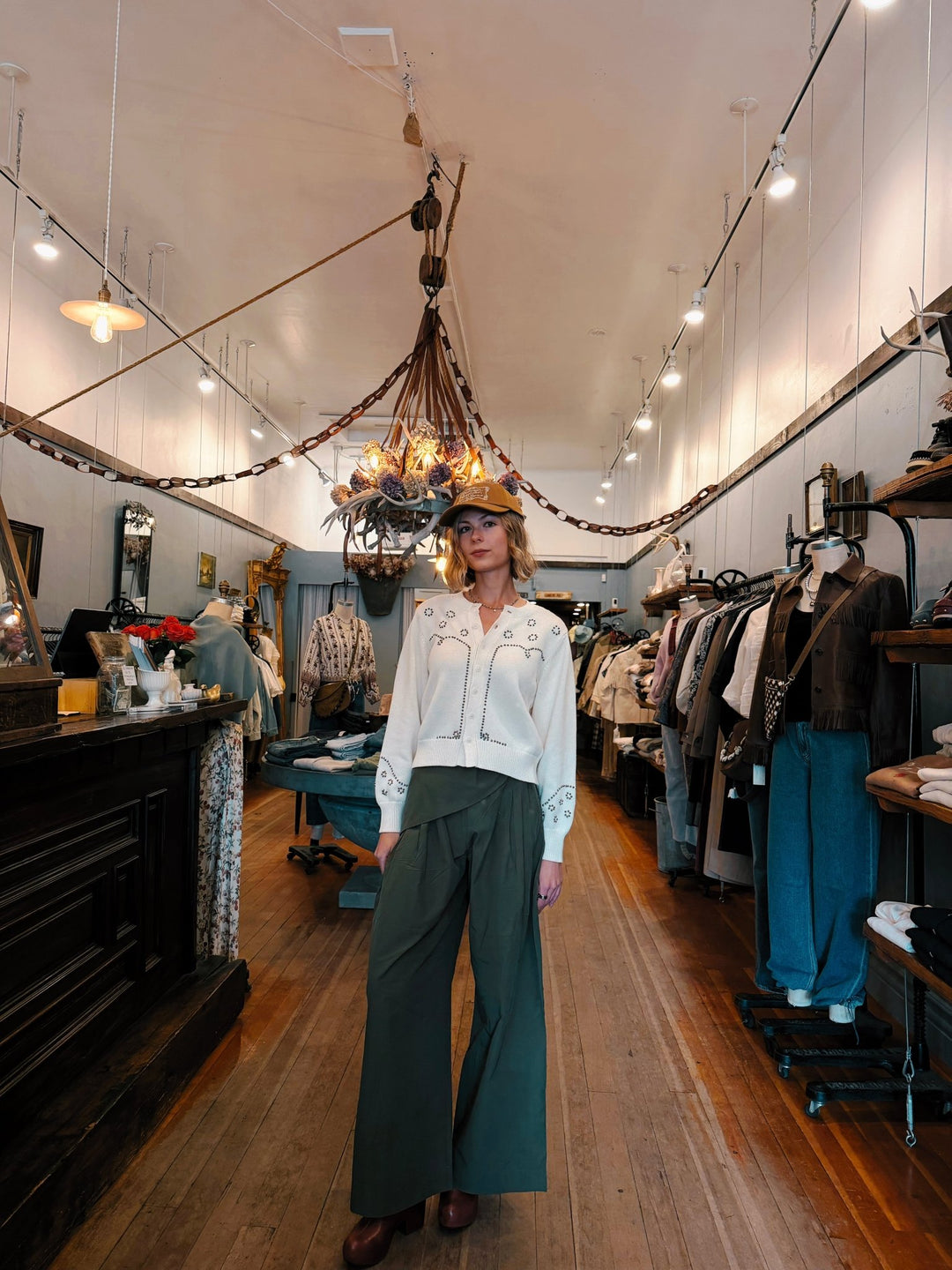 TOPS & BLOUSES - Kalifornia Jean Bar