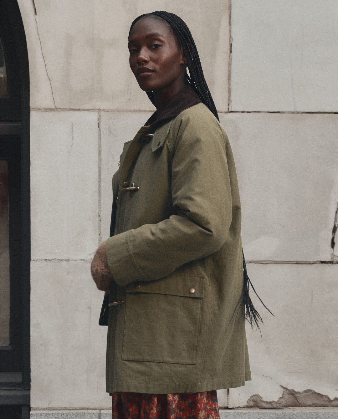 The Great - The Firefighter Jacket in Olive with Chocolate