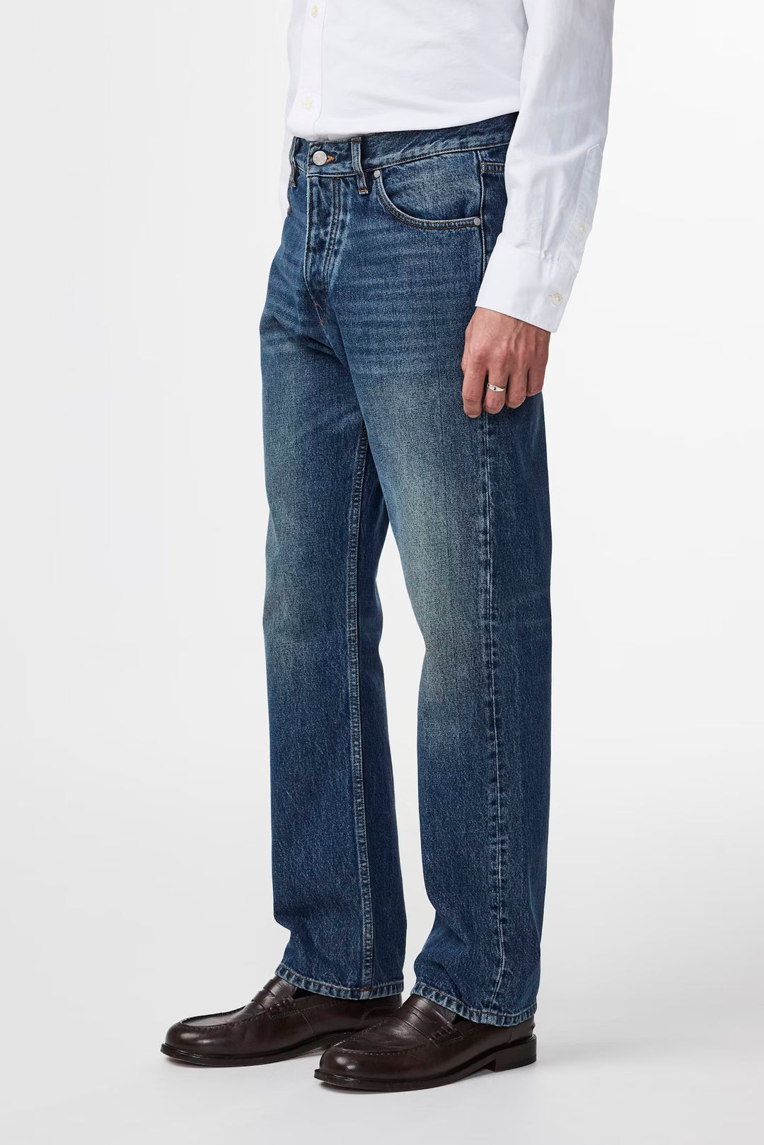 NN. 07 - Sonny Straight Leg Jean in Stonewashed 204