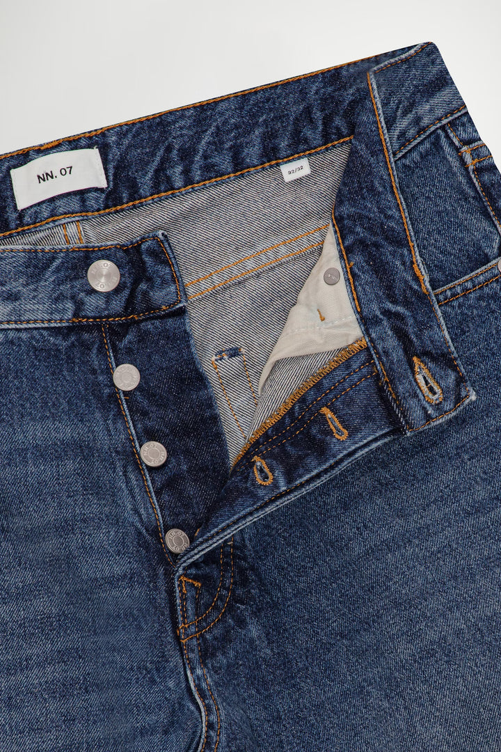 NN. 07 - Sonny Straight Leg Jean in Stonewashed 204