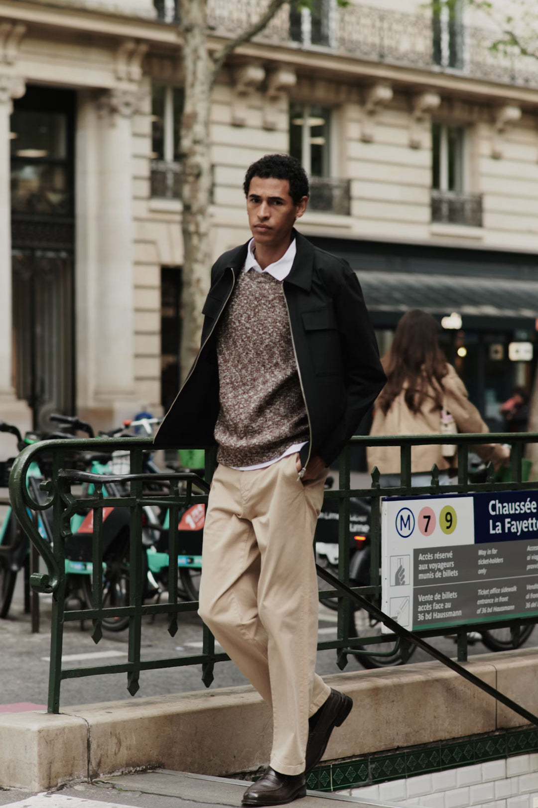 NN. 07 - Jacobo Boucle Sweater in Demitasse