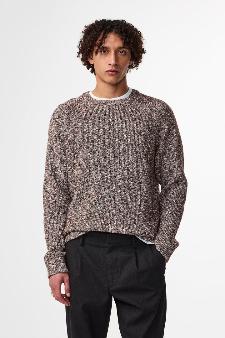 NN. 07 - Jacobo Boucle Sweater in Demitasse