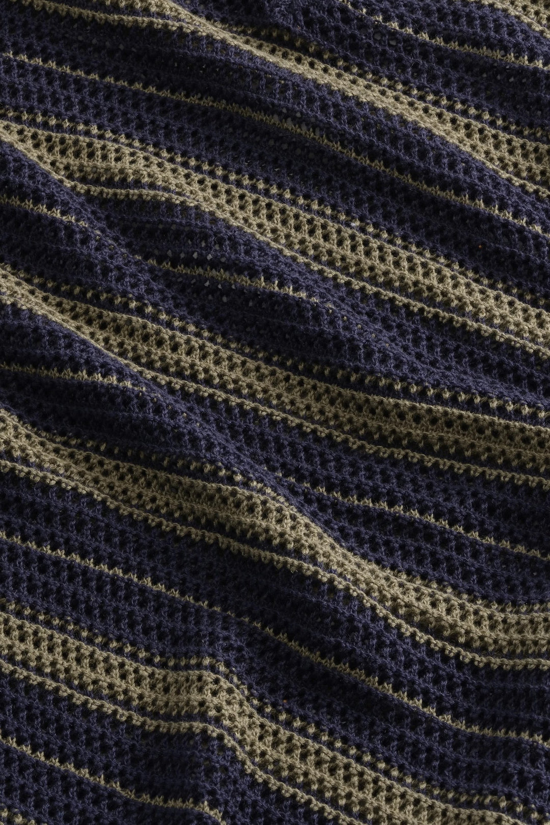 NN. 07 - Cale V-Neck Polo in Capers Stripe