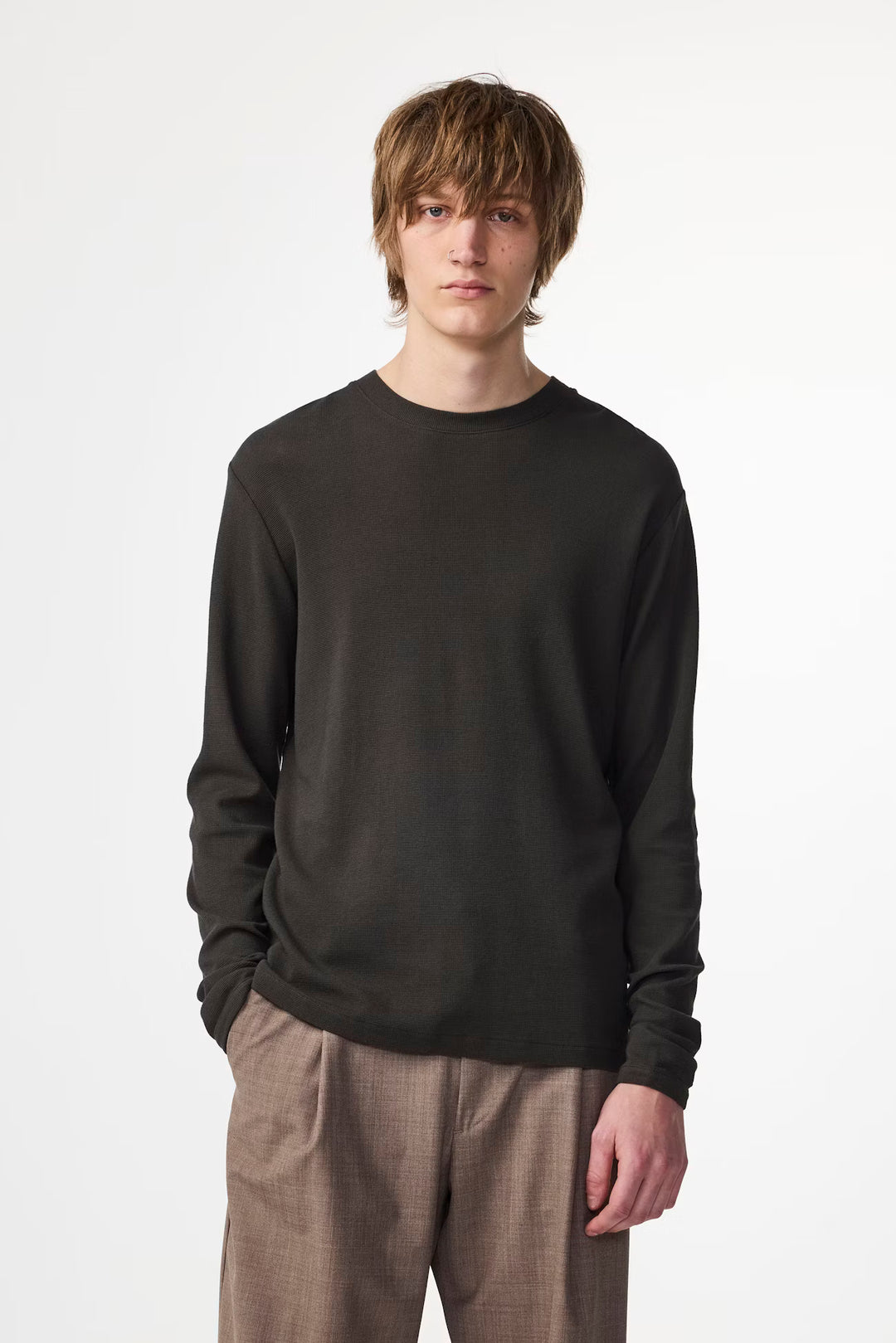 NN. 07 - Clive Waffle Knit Tee in Dark Army