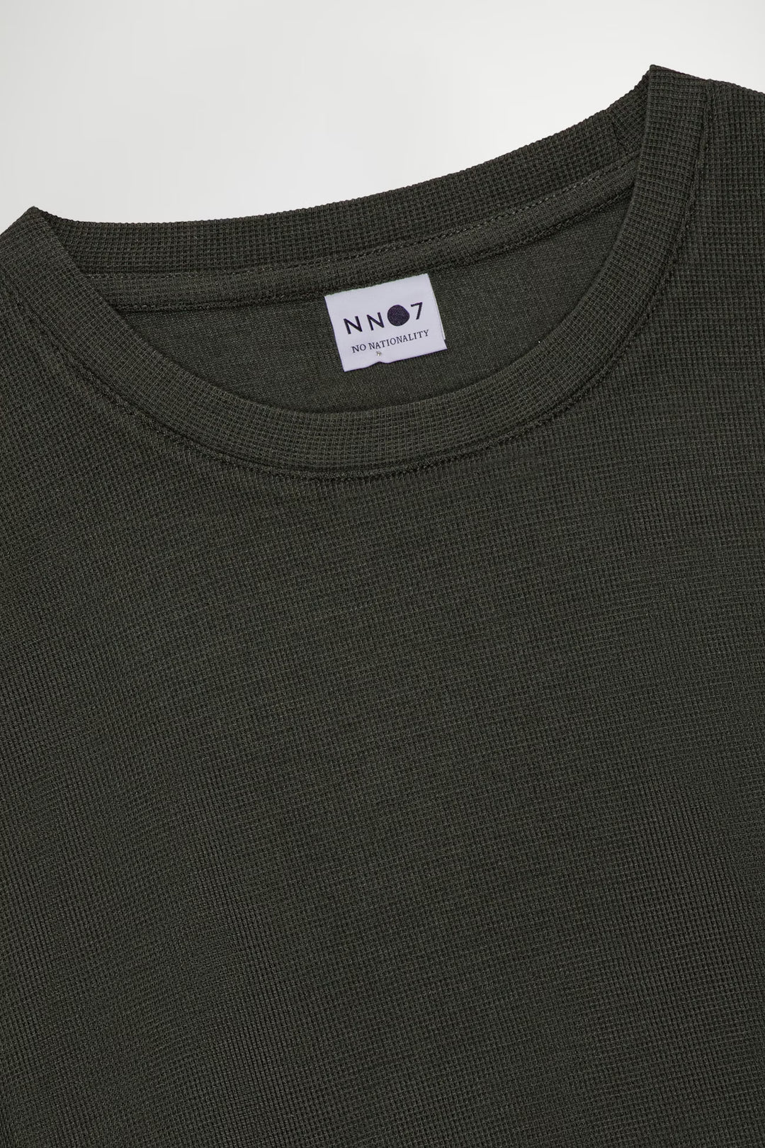 NN. 07 - Clive Waffle Knit Tee in Dark Army