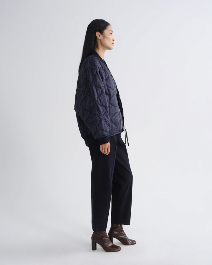 Agolde Isla Quilted Jacket in Ink side view