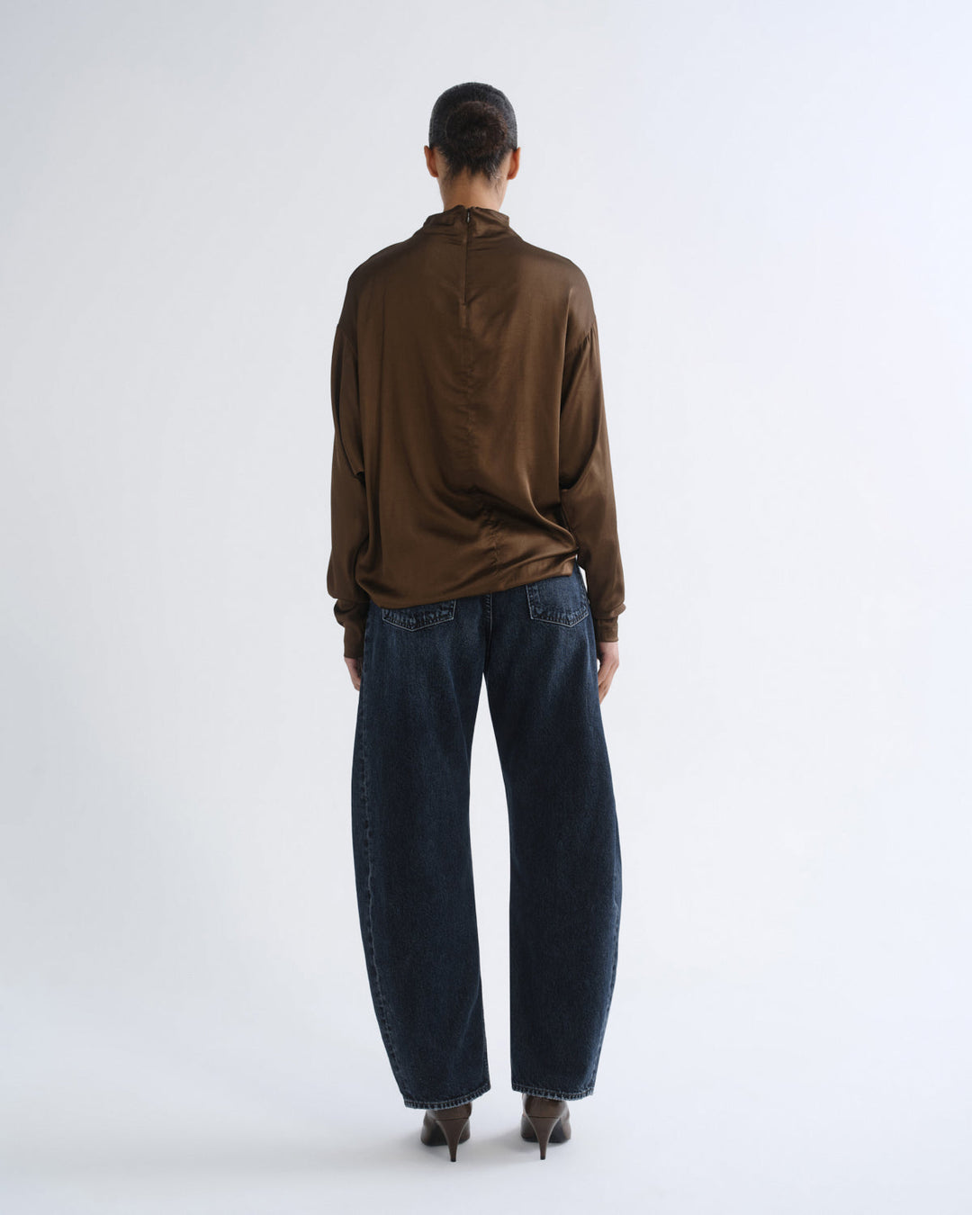 Agolde Bryony Top in Olive Brown back view