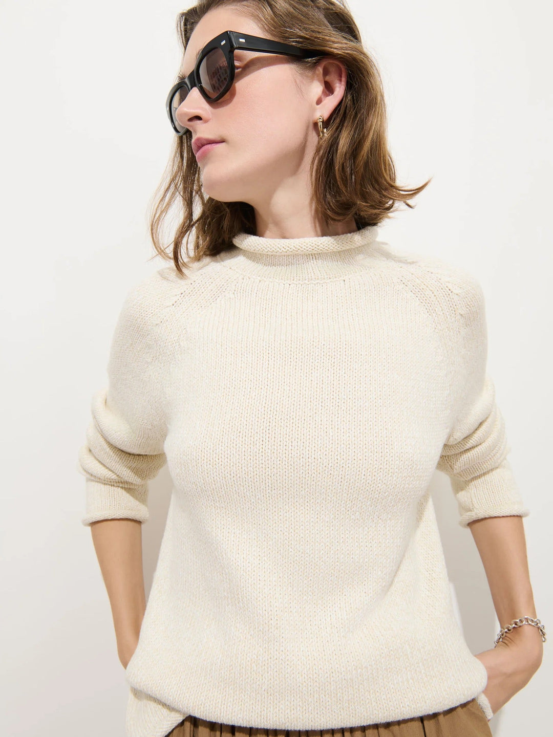 Alex Mill - Eastport Rollneck Sweater in Marled Ivory