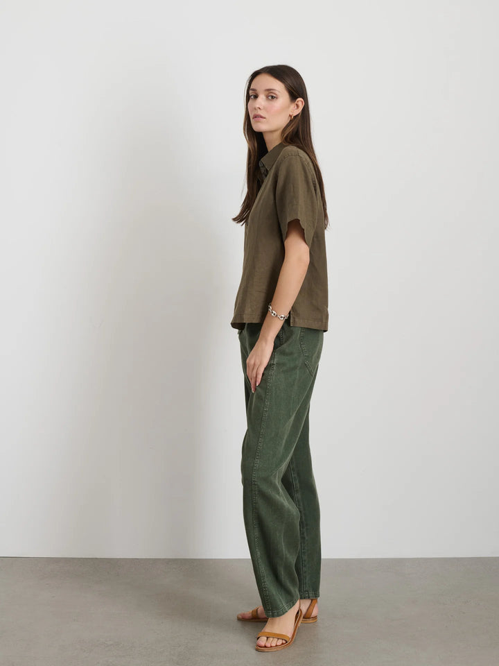 Alex Mill - Maddie Linen Shirt in Deep Moss - Kalifornia Jean Bar