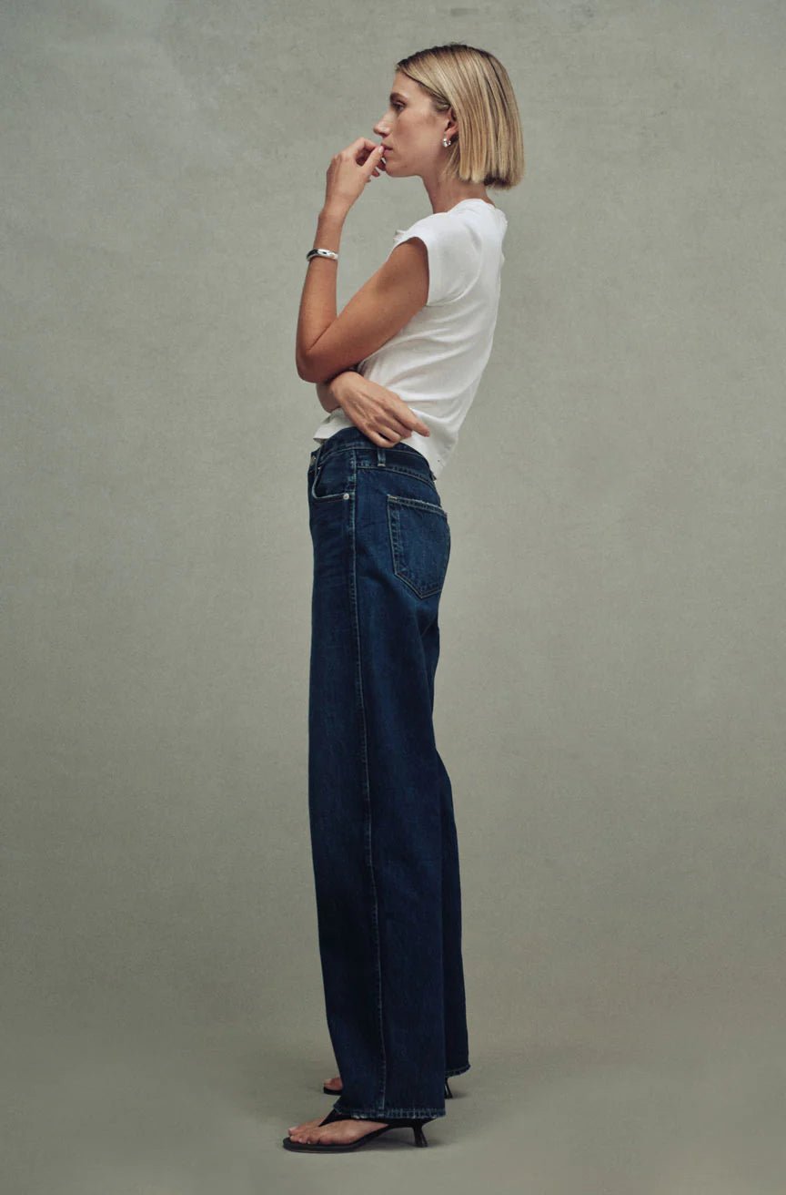 Amo - Christie Jean in Whisper - Kalifornia Jean Bar