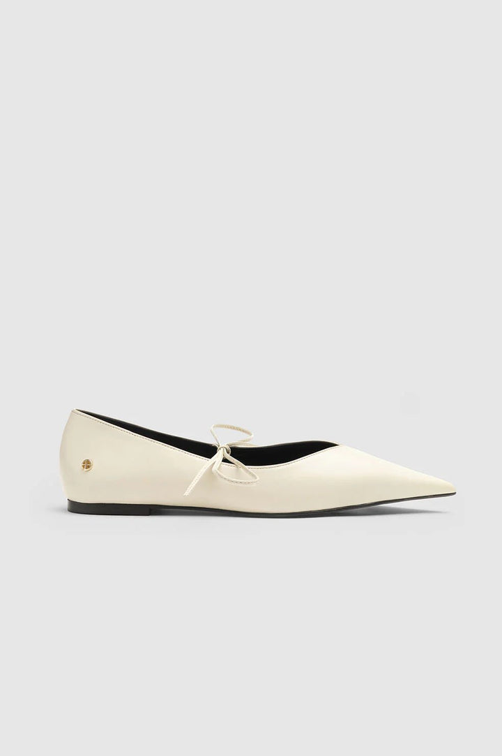 Anine Bing - Nikki Flats in Ivory - Kalifornia Jean Bar