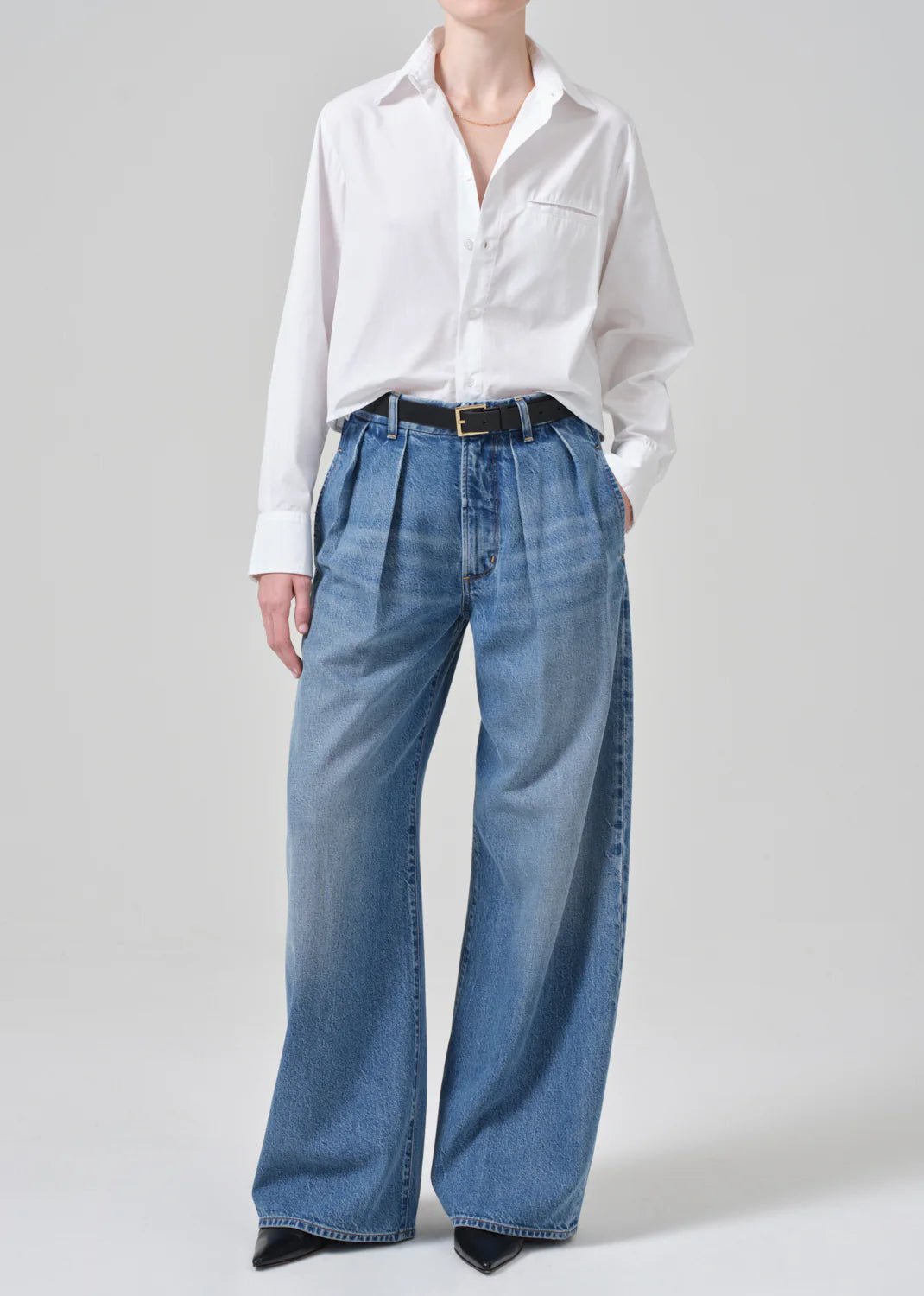 Citizens of Humanity - White Fino Tuxedo Boxy Cropped - Kalifornia Jean Bar Citizens of Humanity - White Fino Tuxedo Boxy Cropped women's button - up shirt