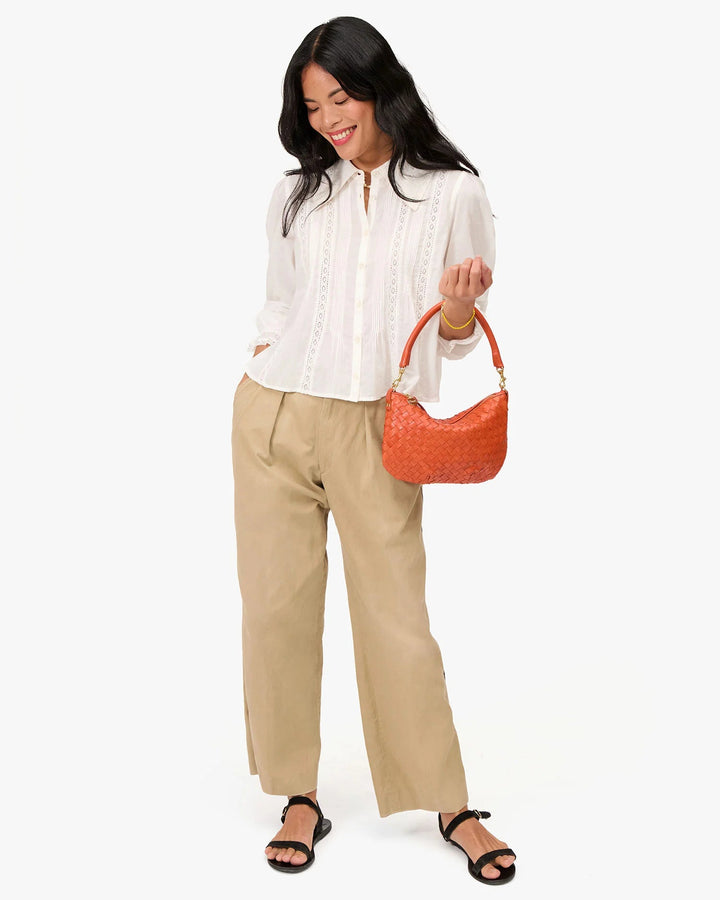 Clare V. - Petit Moyen Messenger Woven in Saltillo - Kalifornia Jean Bar