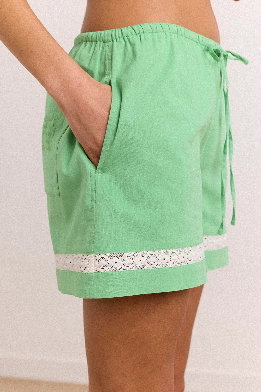 Damson Madder - Jovie Lace Insert Short In Mint - Kalifornia Jean Bar
