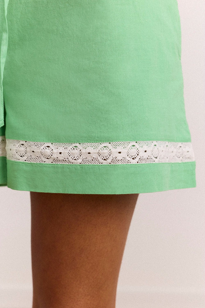 Damson Madder - Jovie Lace Insert Short In Mint - Kalifornia Jean Bar