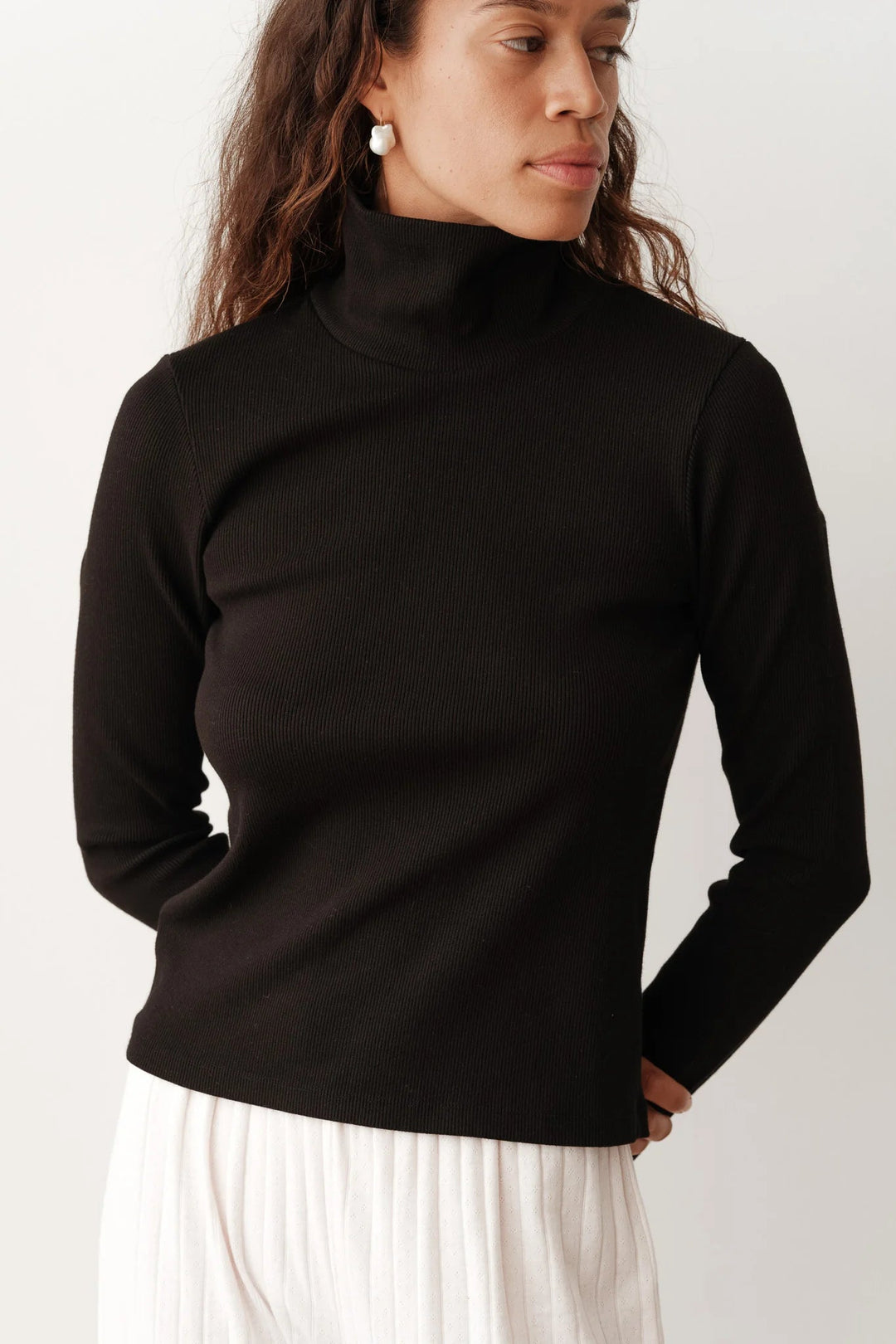 DONNI - Jet Rib Turtleneck - Kalifornia Jean Bar