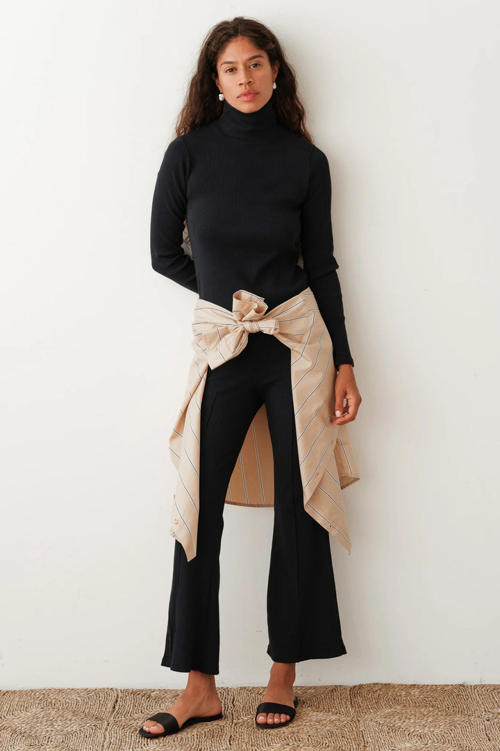 DONNI - Navy Rib Turtleneck - Kalifornia Jean Bar