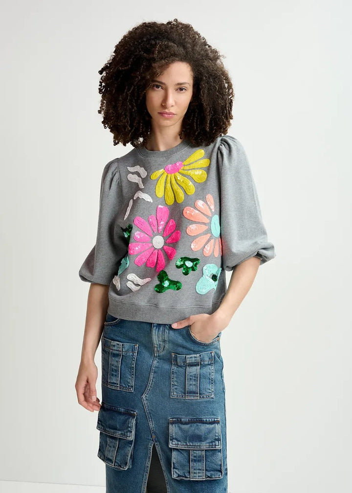 Essentiel Antwerp - Hun Flower Embo Sweatshirt - Kalifornia Jean Bar