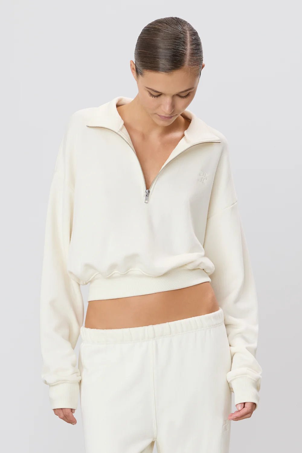 Éterne - Cream Half - Zip Cropped Sweatshirt - Kalifornia Jean Bar