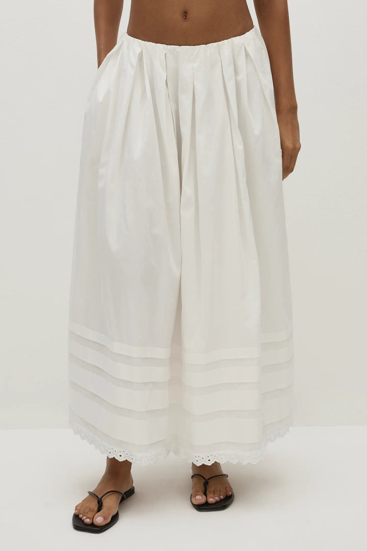 Faithfull - Ruth Skirt in White - Kalifornia Jean Bar