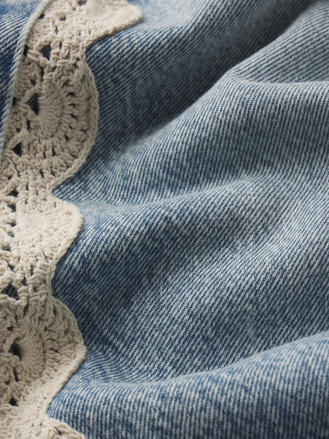 Frame - Crochet Bow Crop Jean in Aura - Kalifornia Jean Bar