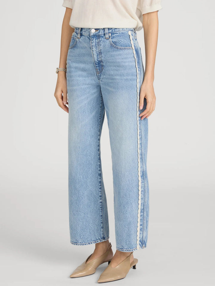 Frame - Crochet Bow Crop Jean in Aura - Kalifornia Jean Bar