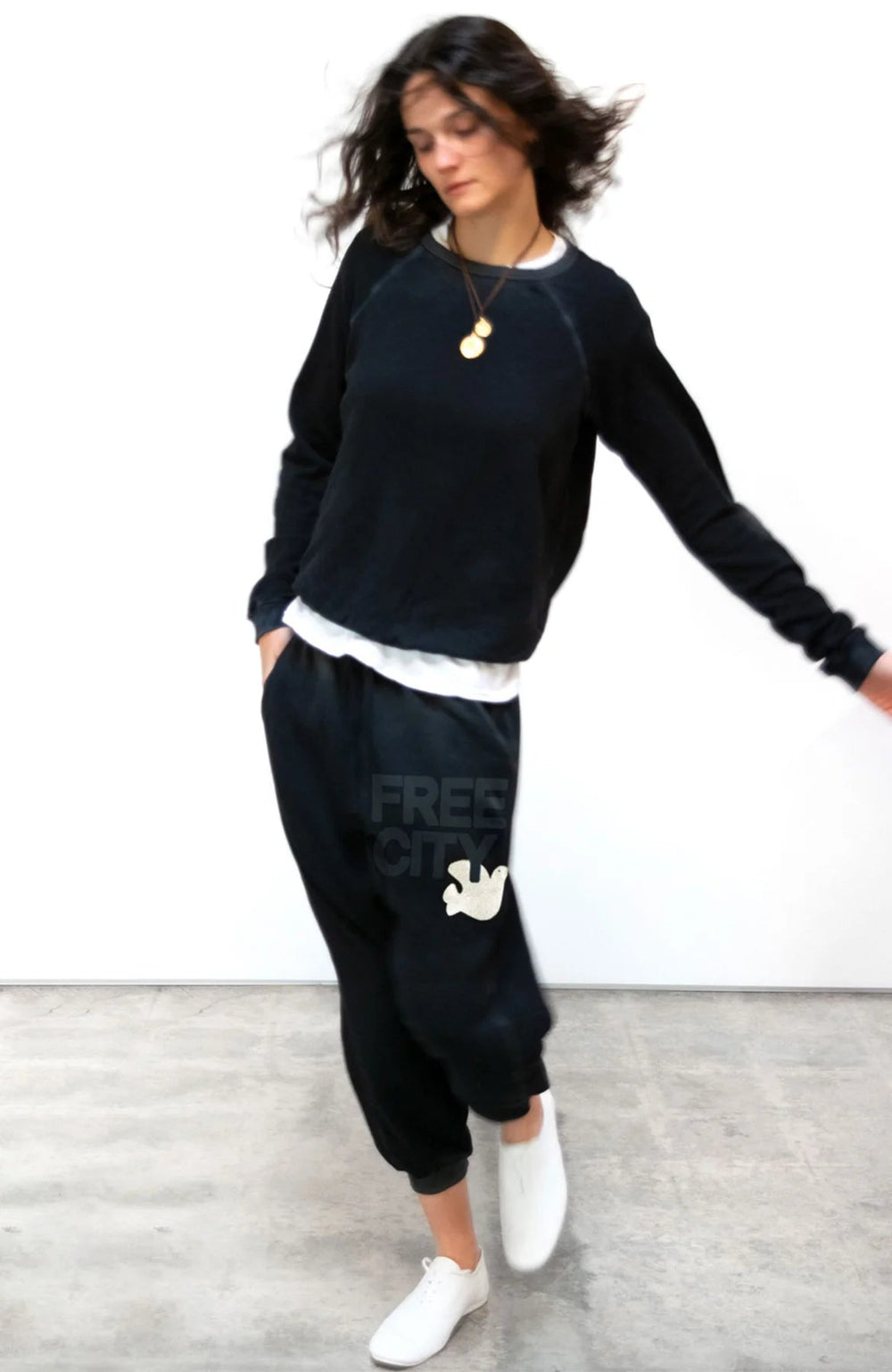 FREECITY - Superblack Lucky Rabbits Sweatshirt - Kalifornia Jean Bar FREECITY - Superblack Lucky Rabbits Sweatshirt