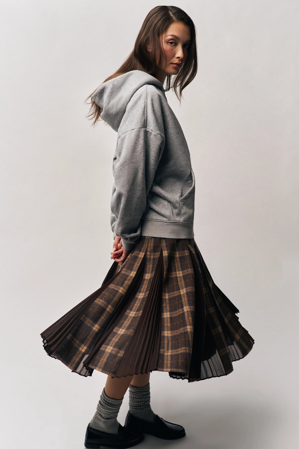 Guizio - Tartan Plaid Gibson Chiffon Pleated Skirt - Kalifornia Jean BarGuizio - Tartan Plaid Gibson Chiffon Pleated Skirt