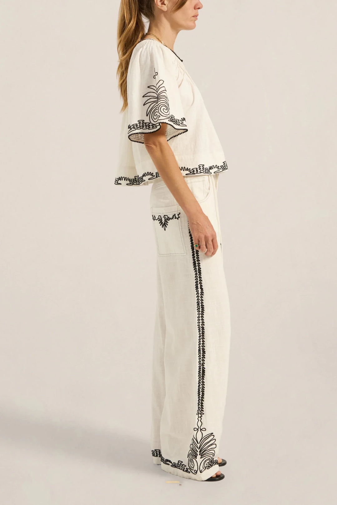 Ilio Nema - Calliope Dori Embroidery Top - Kalifornia Jean Bar