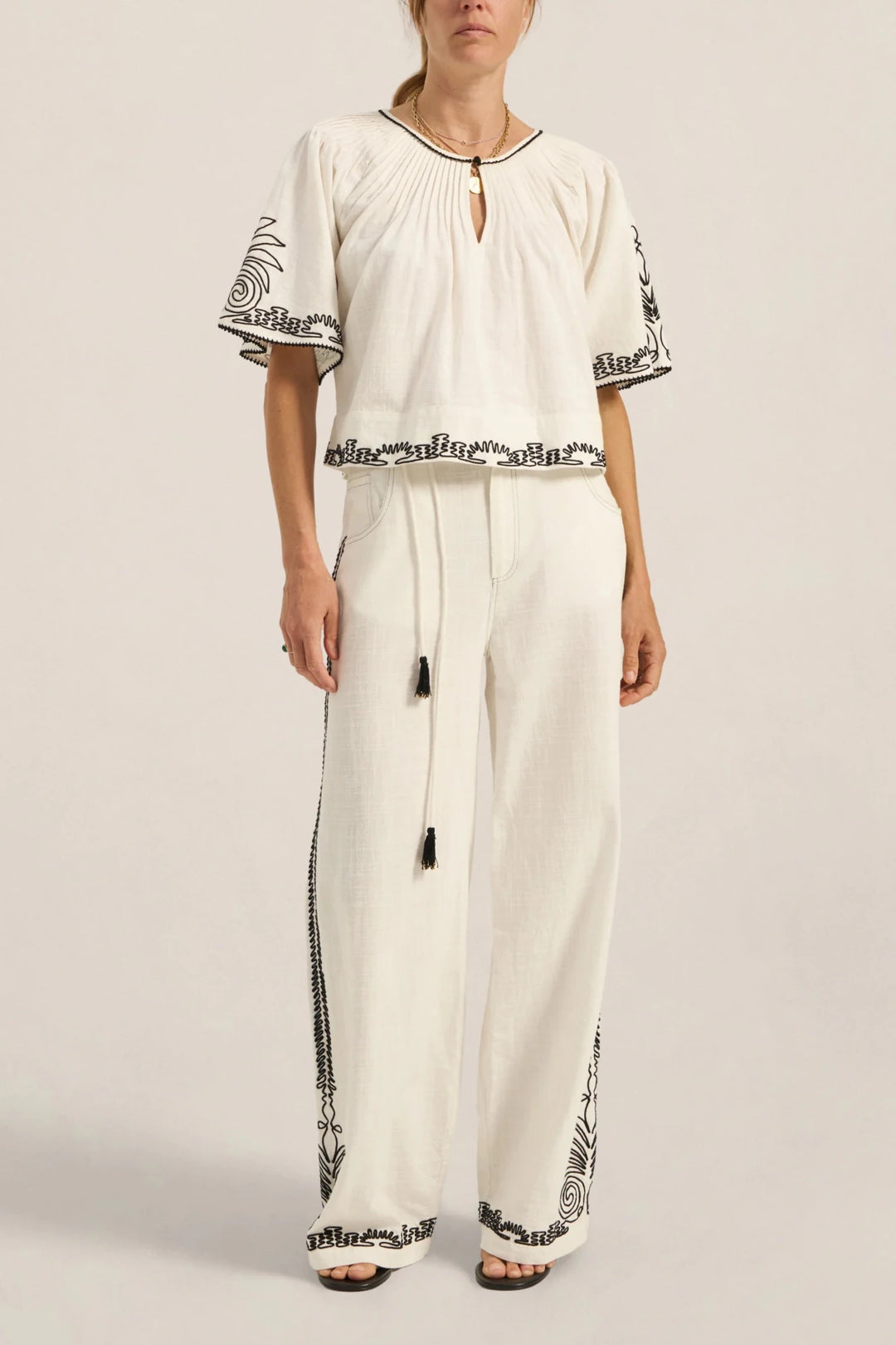 Ilio Nema - Calliope Dori Embroidery Top - Kalifornia Jean Bar