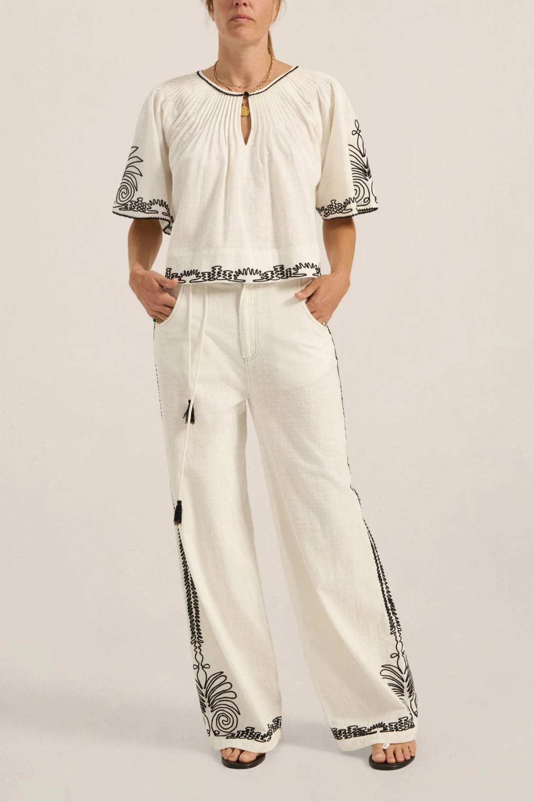 Ilio Nema - Calliope Dori Embroidery Top - Kalifornia Jean Bar