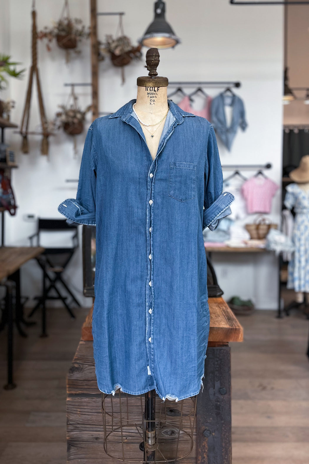 Frank & Eileen - Mary in Indigo Stonewashed Vintage