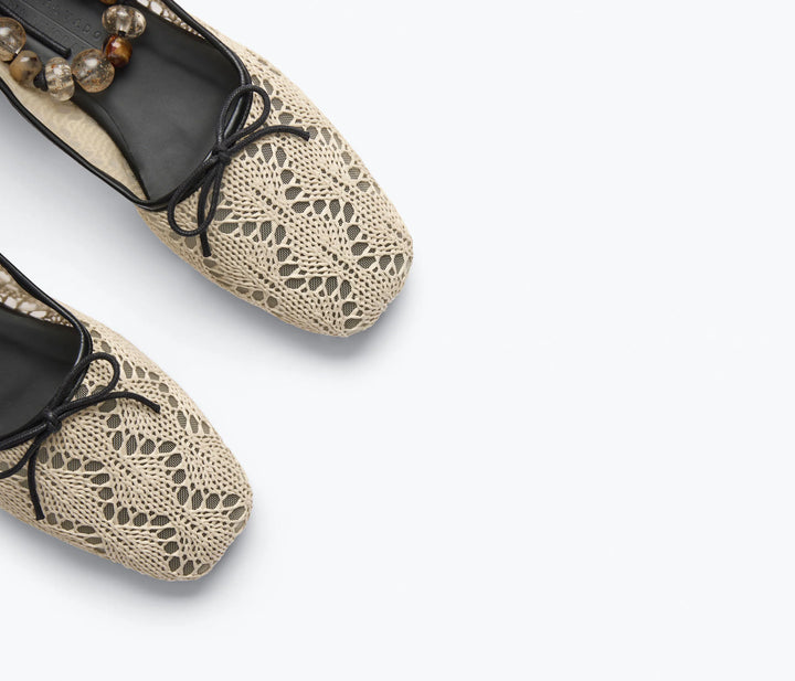 Freda Salvador - Lorna Murray Jada Flat Natural Diamond Raffia