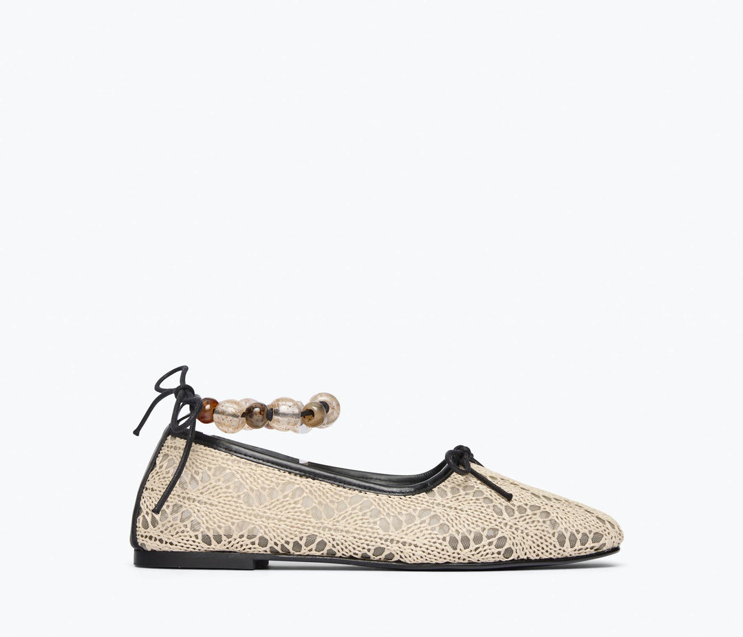 Freda Salvador - Lorna Murray Jada Flat Natural Diamond Raffia