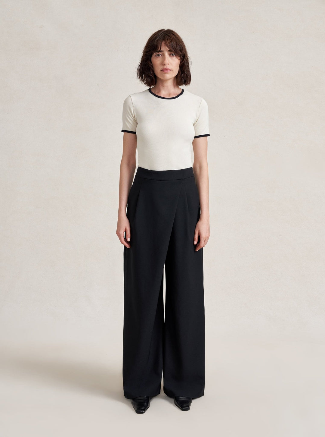 La Ligne - Leonard Trouser in Black - Kalifornia Jean Bar