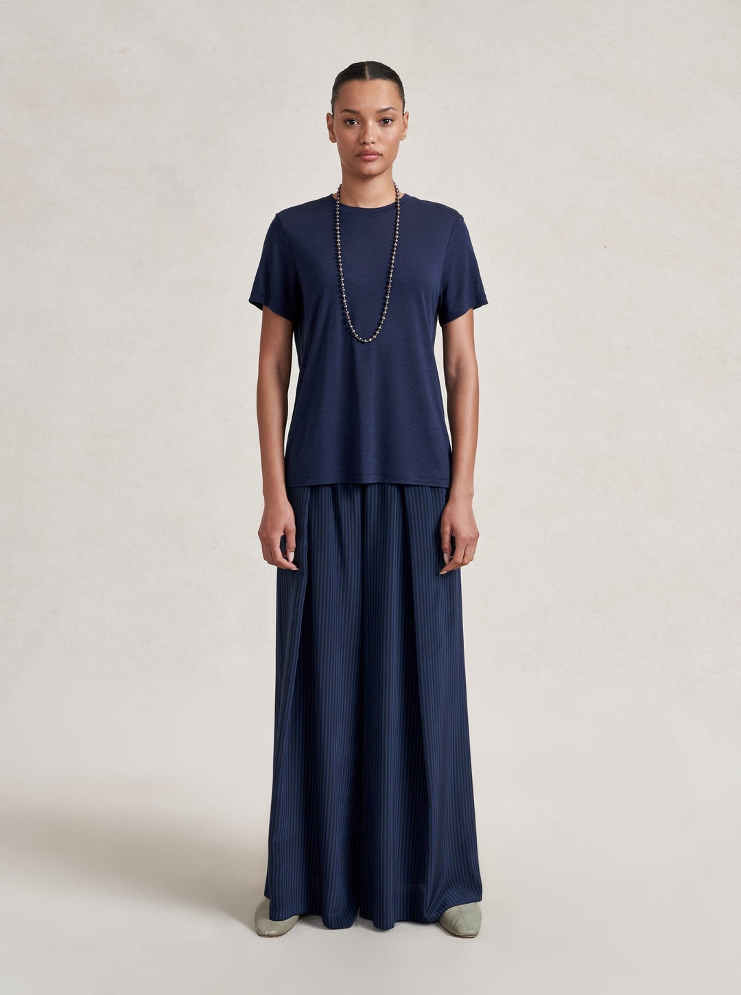 La Ligne - Mercer Tee in Navy - Kalifornia Jean Bar