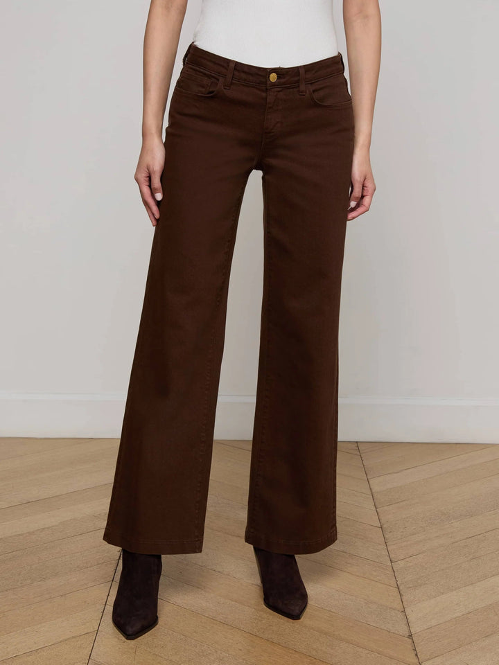 L'Agence - Brown Joanne Low - Rise Wide - Leg Jean - Kalifornia Jean Bar