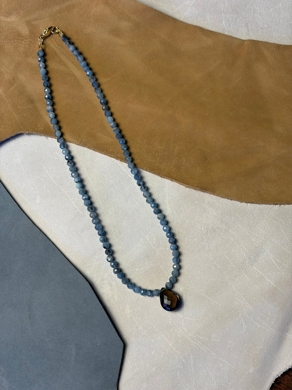 LivElle - Aquamarine w/ Darl Smoky Quartz - Kalifornia Jean Bar