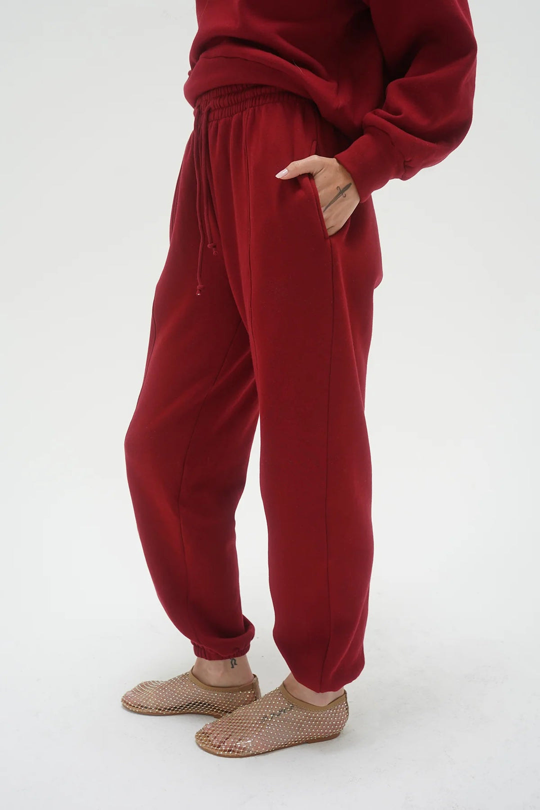 LNA - Jace Seamed Fleece Jogger Oxblood - Kalifornia Jean Bar LNA - Jace Seamed Fleece Jogger Oxblood