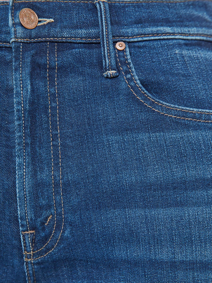 Mother - Kick It Straight leg Jean in Troublemaker - Kalifornia Jean Bar