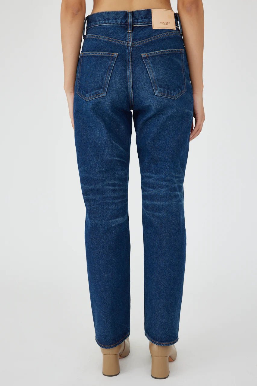 Moussy - Bartlett Wide Straight in Dark Blue - Kalifornia Jean BarMoussy - Bartlett Wide Straight in Dark Blue