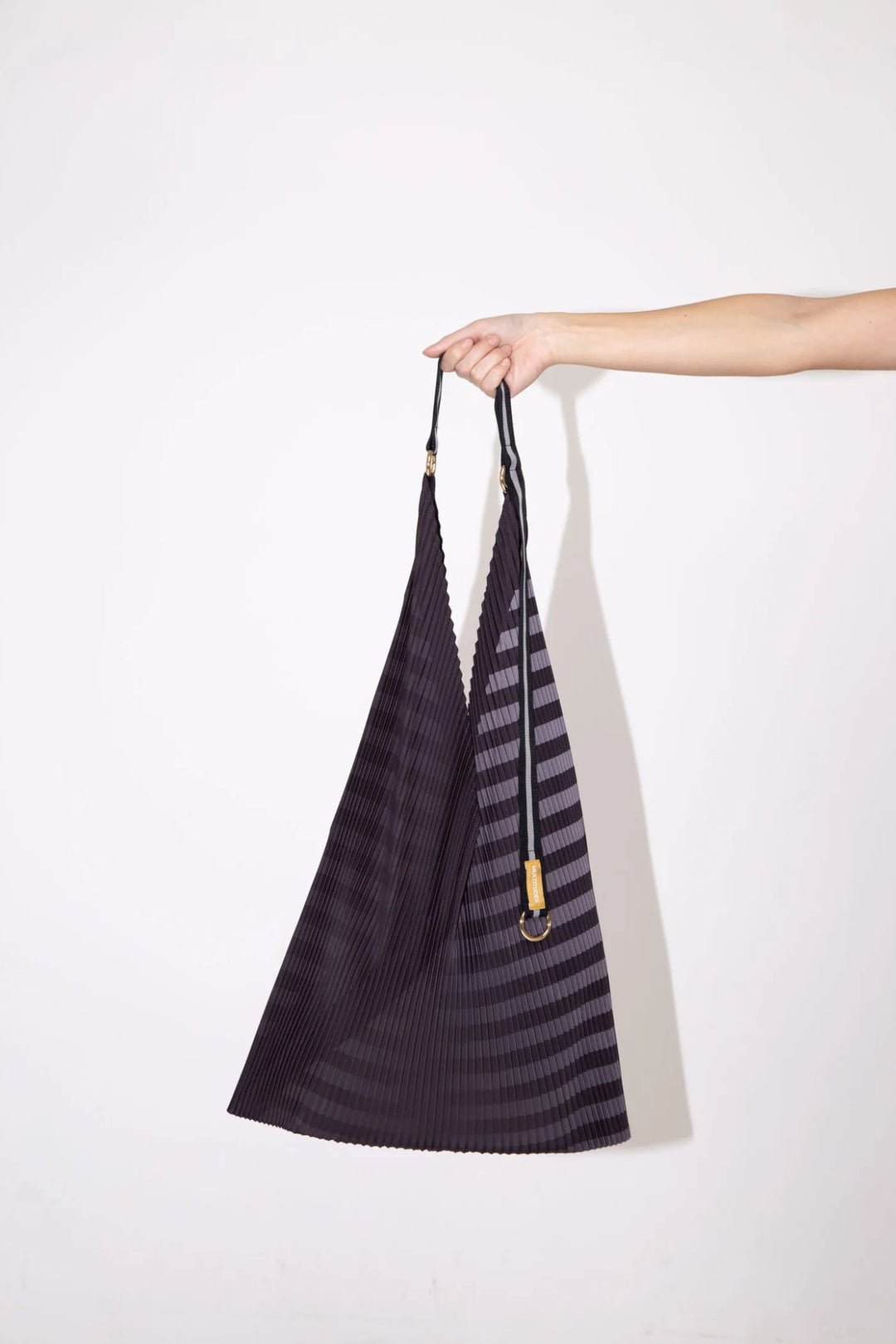 Multitudes - Black Claudia Y Bag - Kalifornia Jean Bar
