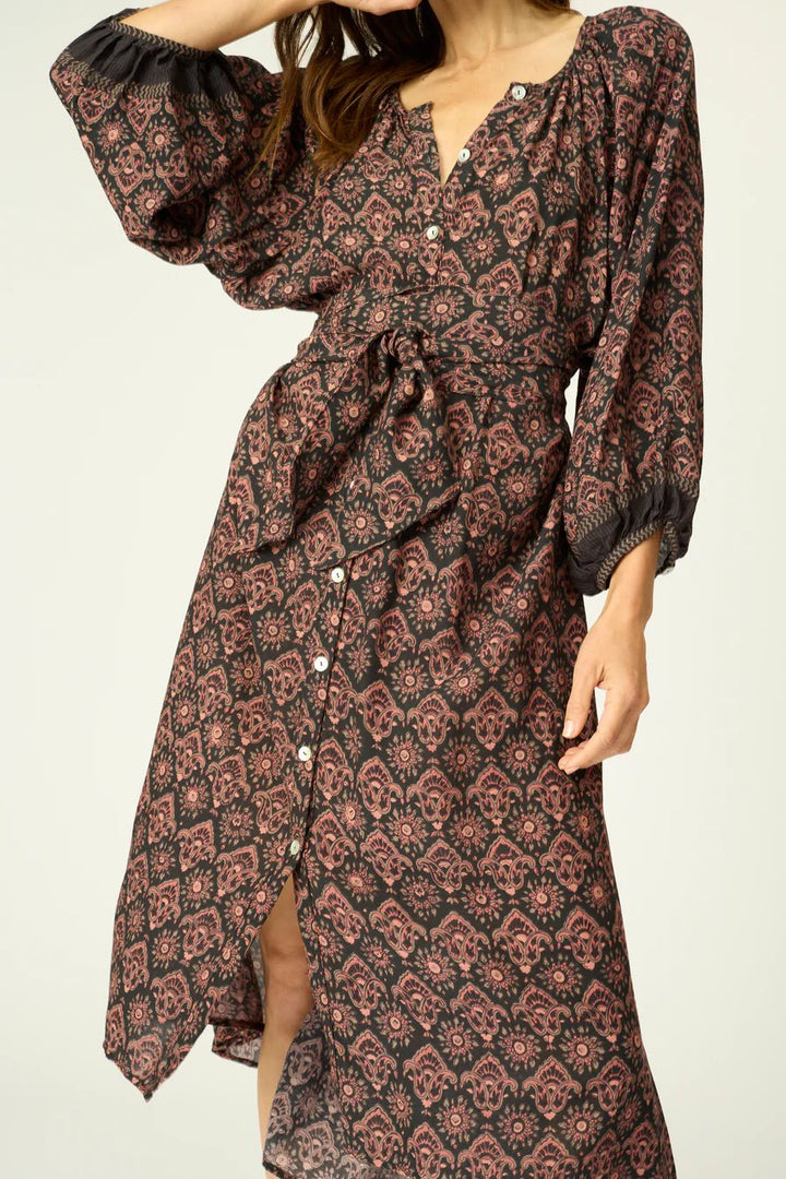 Natalie Martin - Black Fleur de Lis Alex Midi Dress w/ Sash - Kalifornia Jean Bar