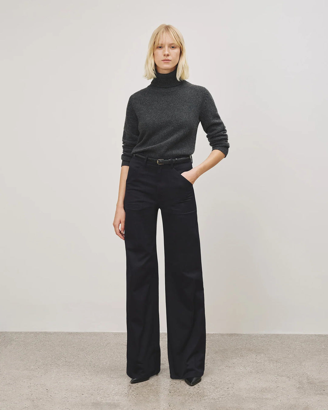 Nili Lotan - Quentin Pant in Midnight - Kalifornia Jean Bar