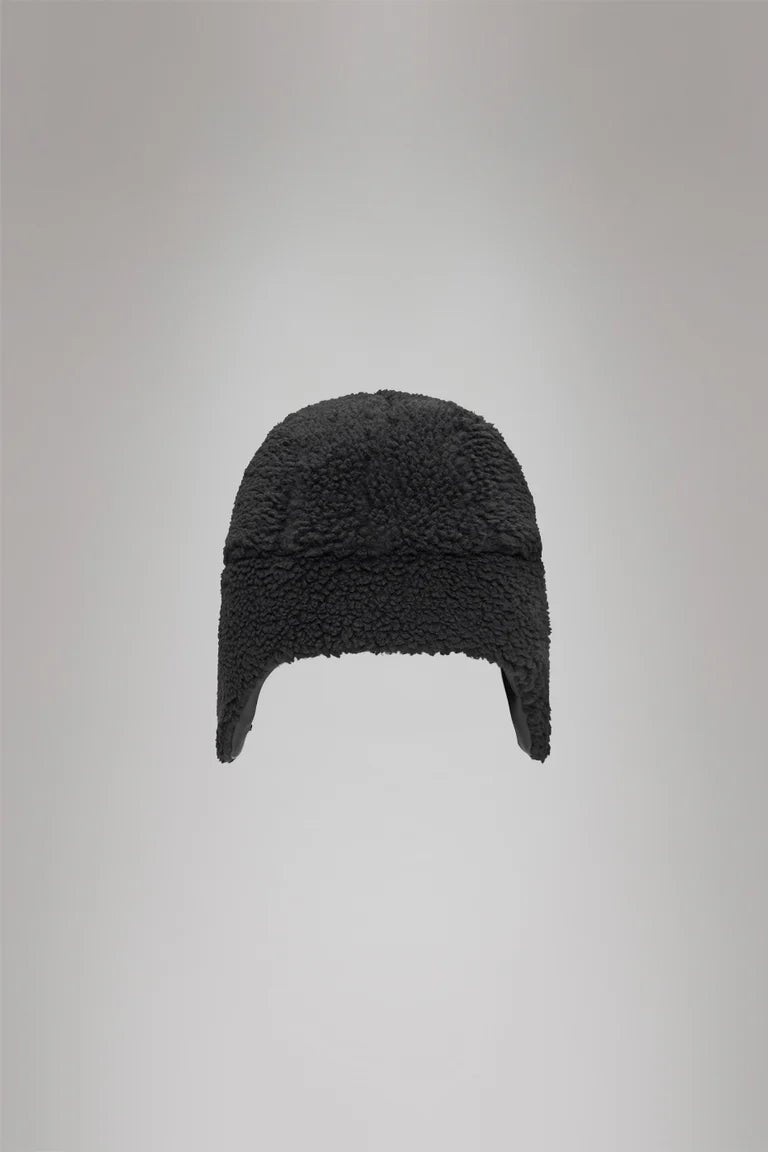 Rains - Fleece Trapper Cap in Black - Kalifornia Jean Bar