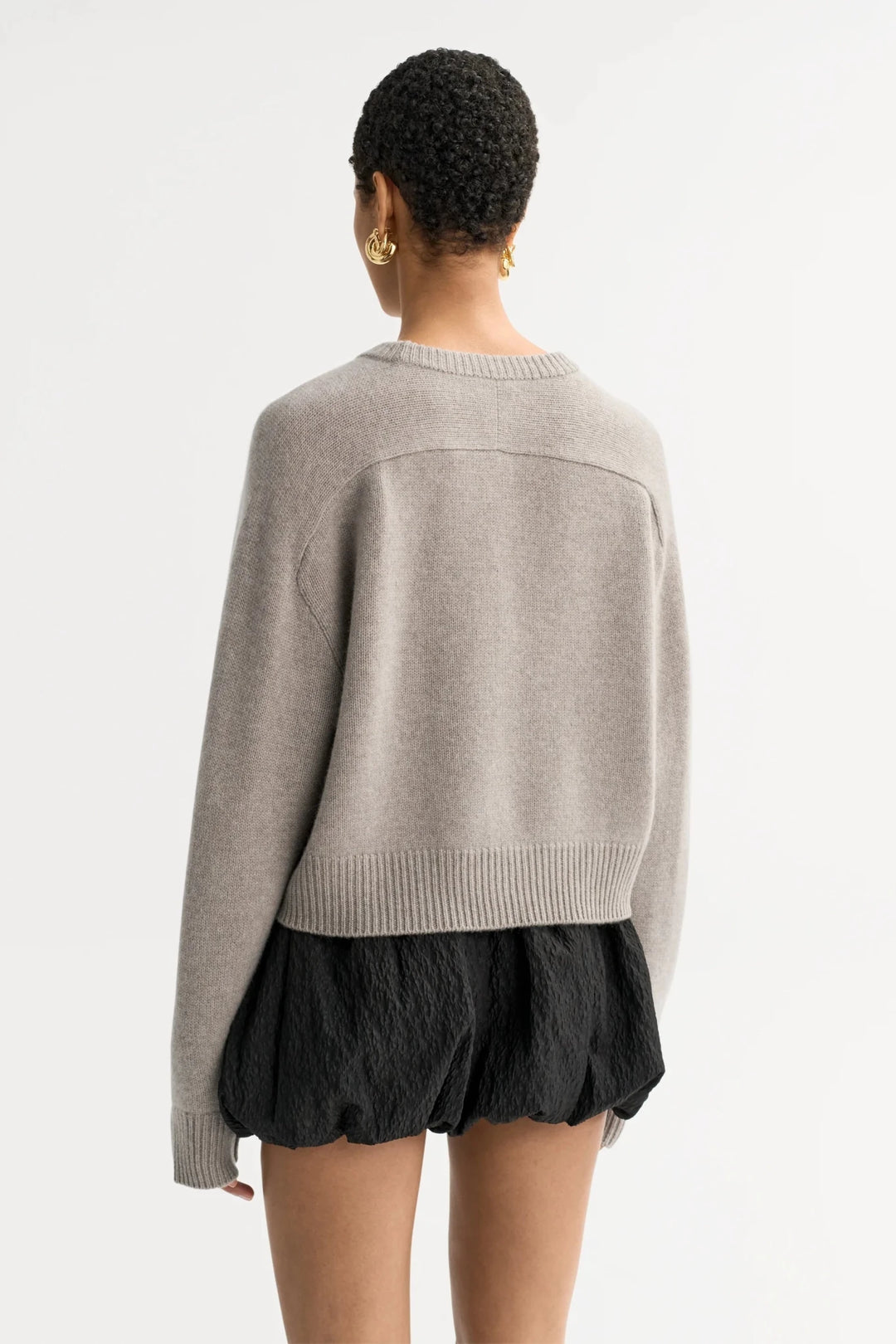Soft Goat - Greige Cashmere Top - Kalifornia Jean Bar