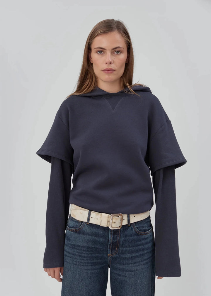Still Here - 2Tee Sweatshirt in Navy - Kalifornia Jean Bar
