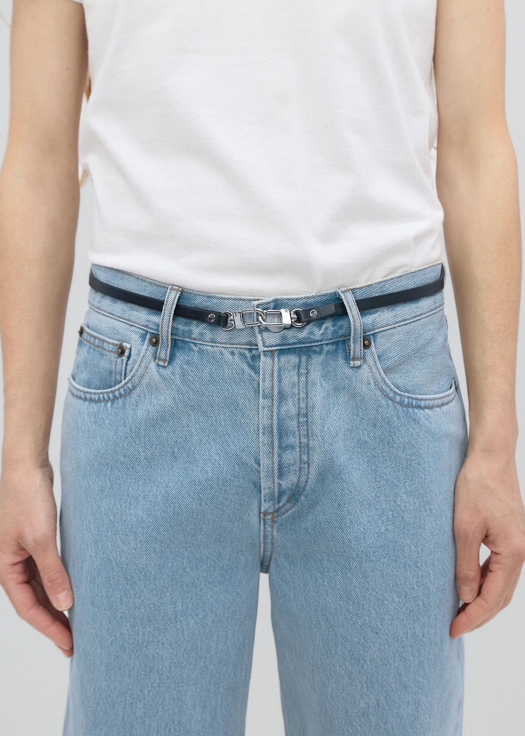 Still Here - Slim Clip Belt Black - Kalifornia Jean Bar