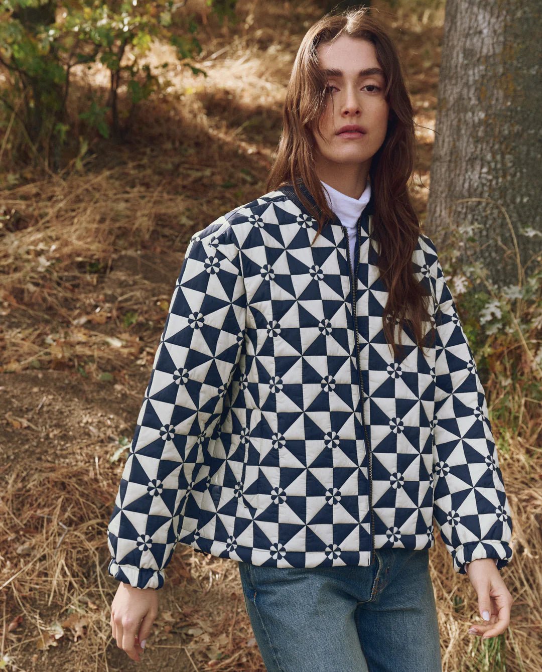 The Great - Alps Puffer Jacket in Quilted Vintage Navy - Kalifornia Jean Bar